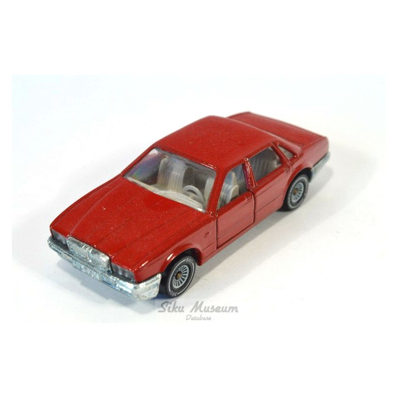 Jaguar XJ 6