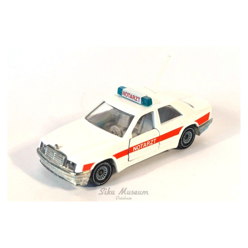 Mercedes 300 Notarzt