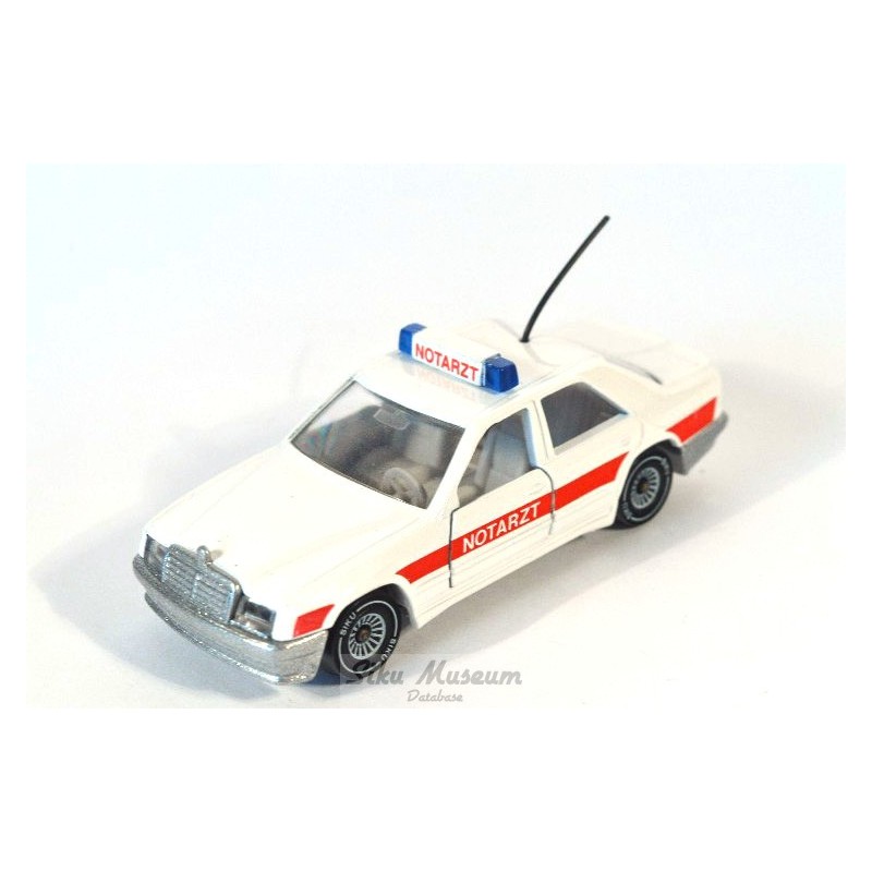 Mercedes 300 Notarzt