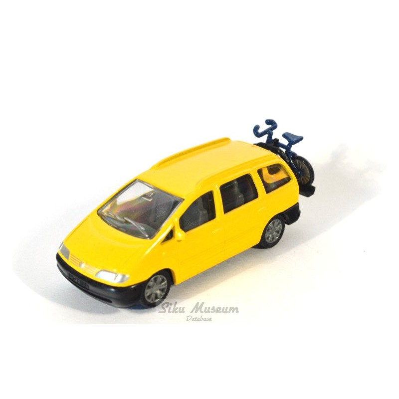 Volkswagen Sharan with bike
