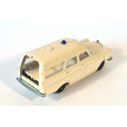Mercedes 190 Ambulance