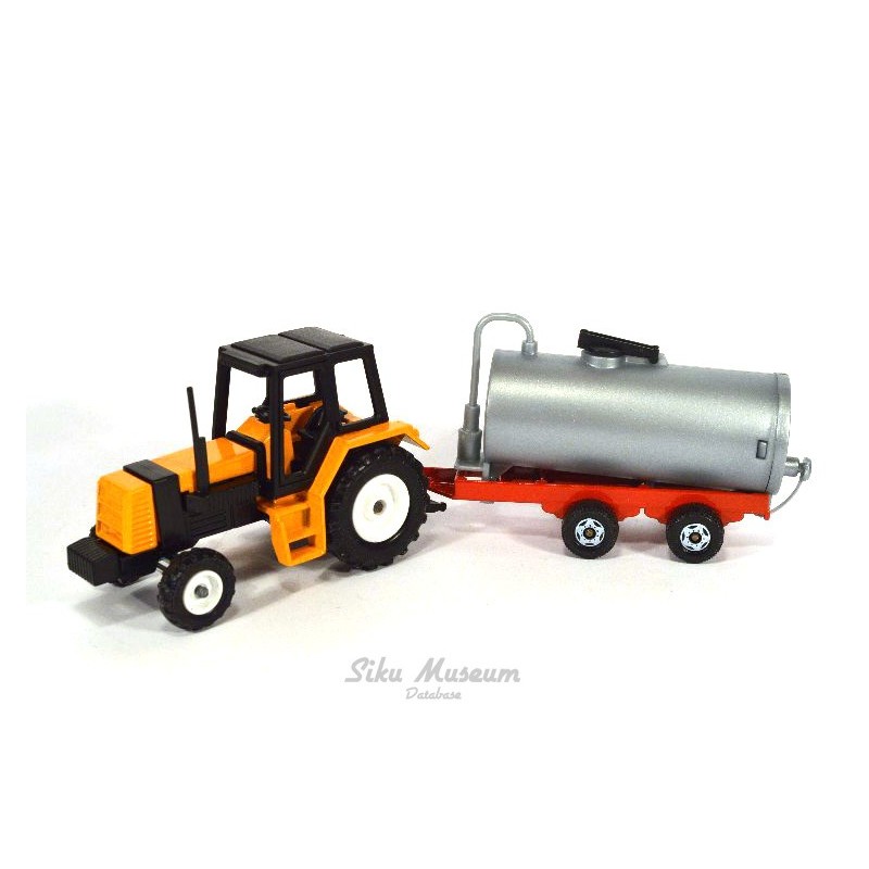 Renault Traktor met giertank
