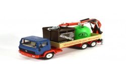 Mercedes LN2  recycling transporter