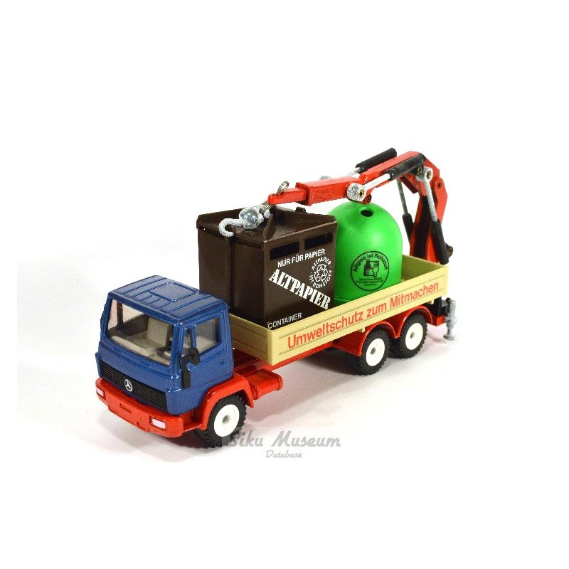 Mercedes LN2  recycling transporter