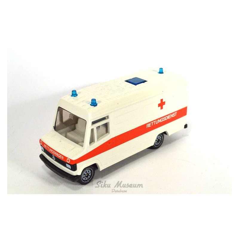 Mercedes 809 Rettungsdienst