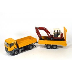MAN TGA met Schaeff  HR32 minikraan