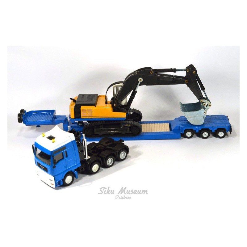 MAN TGA zwaartransport met graafmachine