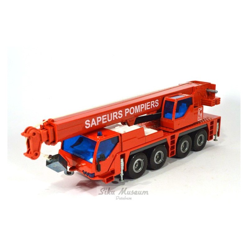 Liebherr LTM 1060/2 mobiele kraan Sapeurs Pompiers