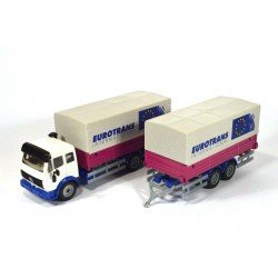 Mercedes SK with 2-axled trailer