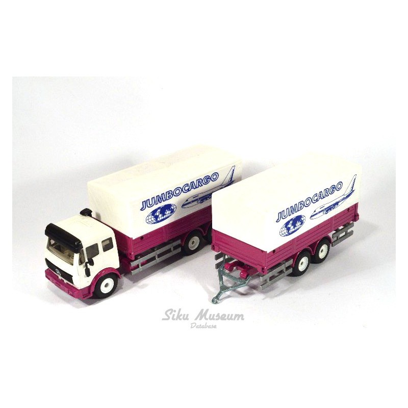 Mercedes SK with 2-axled trailer