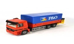 Mercedes Actros with fork lift