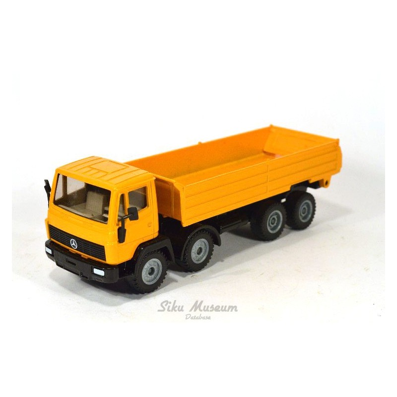 Mercedes LN 2 tipping truck