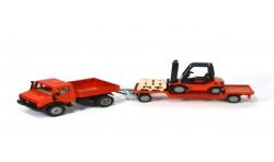 Mercedes Unimog 1500 with forklift