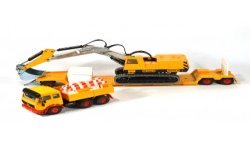 Mercedes SK low loader with excavator