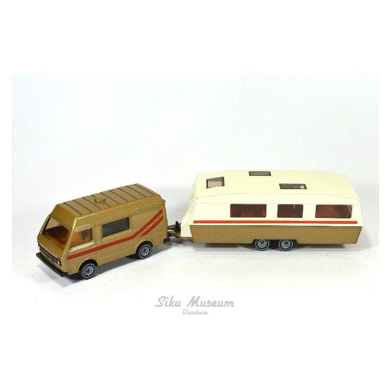 Volkswagen LT 28 camper met caravan