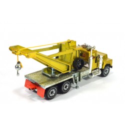 Mack tow truck