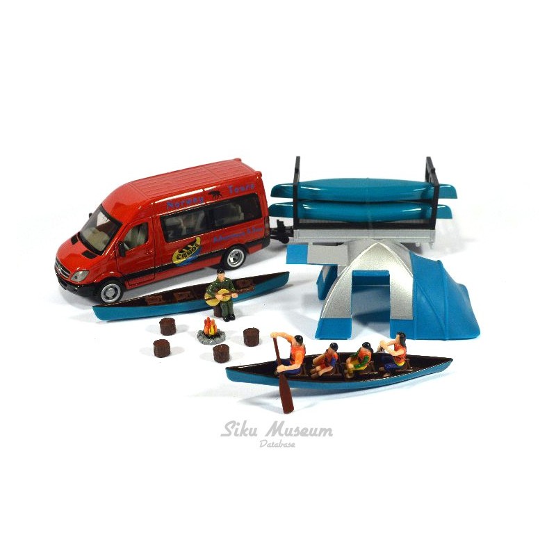 Mercedes Sprinter mit Kanu AnhÃ¤nger