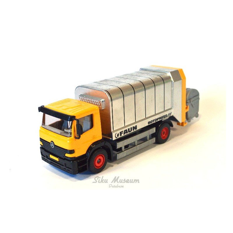 Mercedes Atego refuse truck