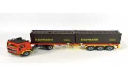 Volvo F10 container transporter