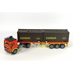 Volvo F10 container transporter