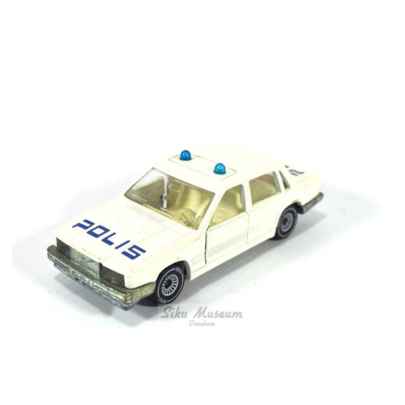Volvo 760 GLE Polis