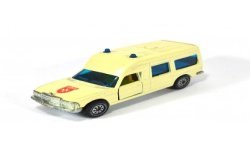 Mercedes 200 (W123) ambulance Malteser
