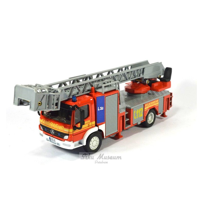 Mercedes Atego Feuerwehr Drehleiter