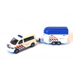 Volkswagen Transporter T5 mit PferdeanhÃ¤nger Politie