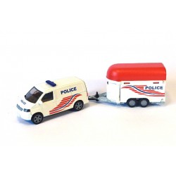 Volkswagen T5 met paardentrailer Police