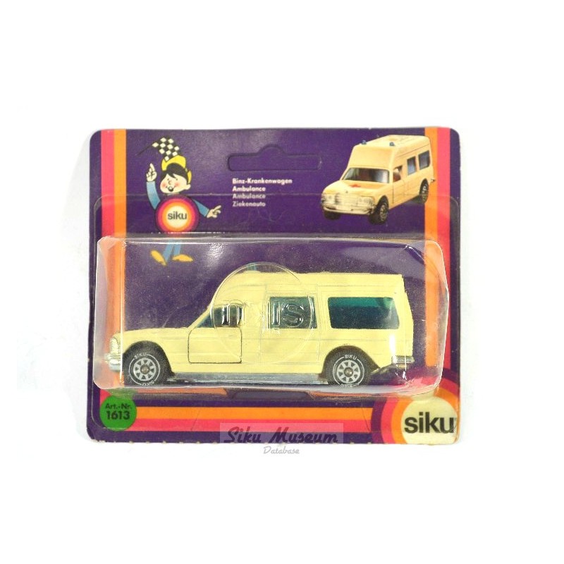 Mercedes 200 (W123) ambulance