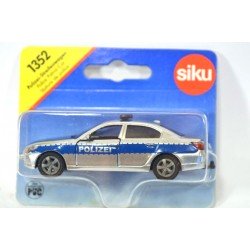 BMW 545i Polizei