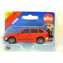 Porsche Cayenne with bike