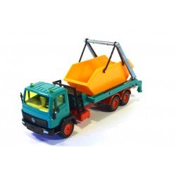 Mercedes LN 2 container transporter