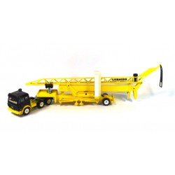 Mercedes SK with tower crane