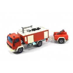 Mercedes LN2 fire engine with trailer