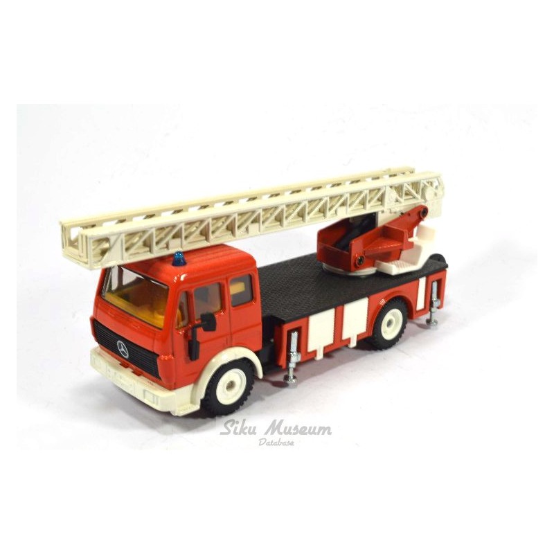 Mercedes SK fire engine