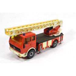 Mercedes 2232 fire engine