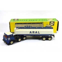 Hanomag-Henschel F 201S-2A Schwelm tanker ARAL