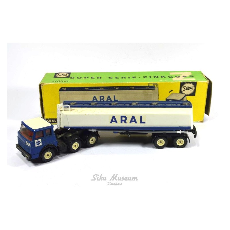 Hanomag-Henschel F 201S-2A Schwelm Tankzug ARAL