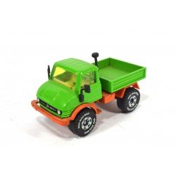 Mercedes Unimog U 406