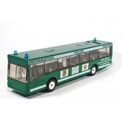 Mercedes Bus Polizei