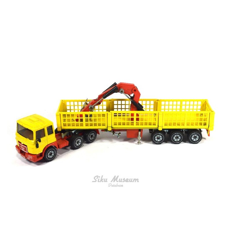 MAN 8156 F oplegger met laadkraan