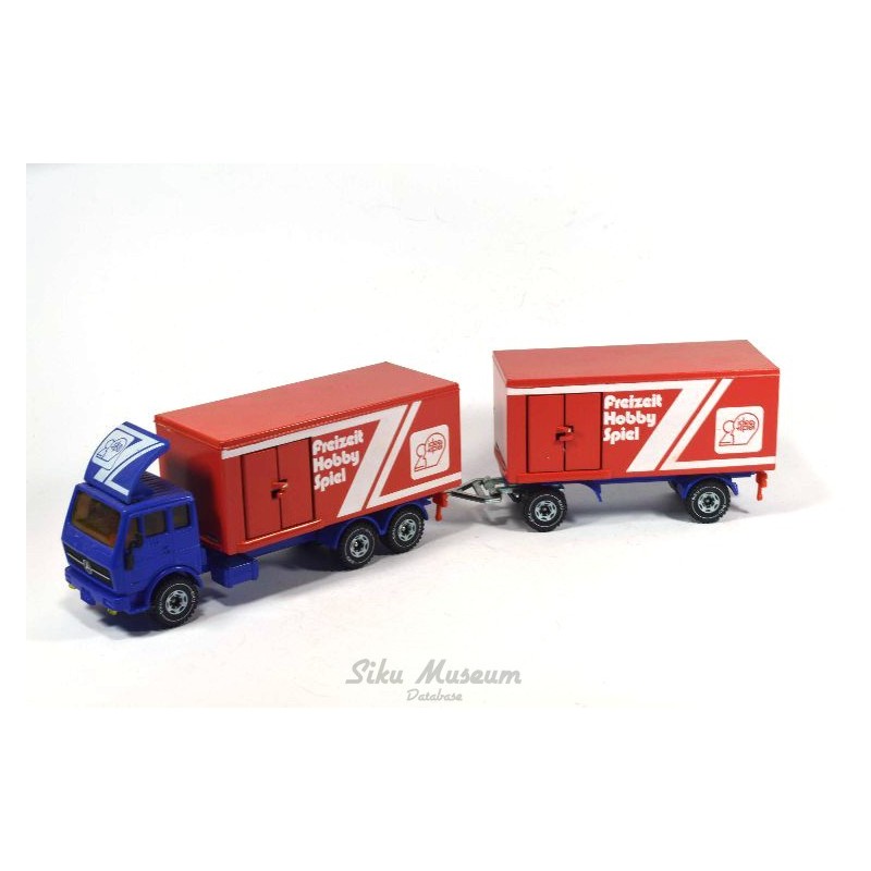Mercedes 2232 with trailer Freizeit Hobby Spiel