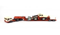 MAN 8.156F with low loader and wheel loader