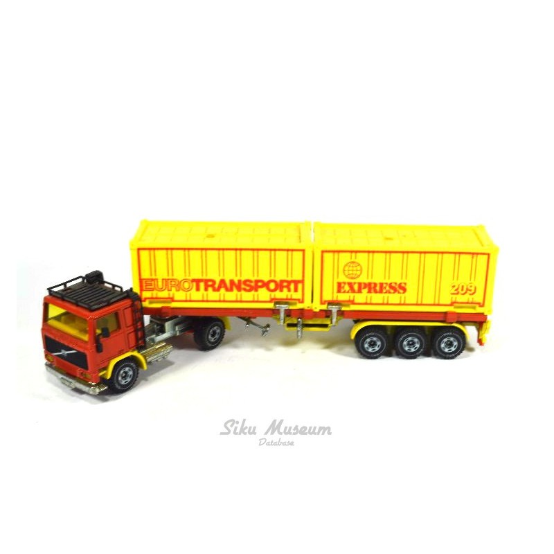 Volvo F10 container transport