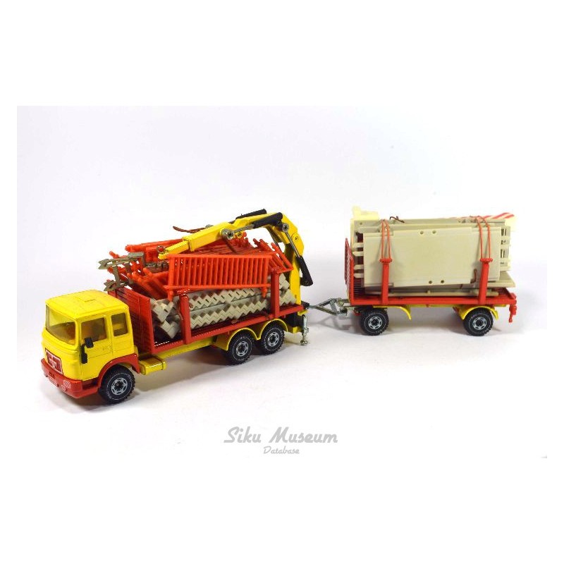 MAN 8156F with bridge