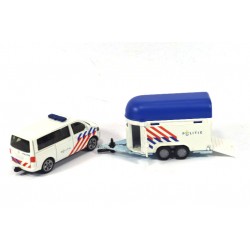 Volkswagen Transporter T6 with horse trailer Politie