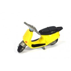 Vespa ET-4 scooter