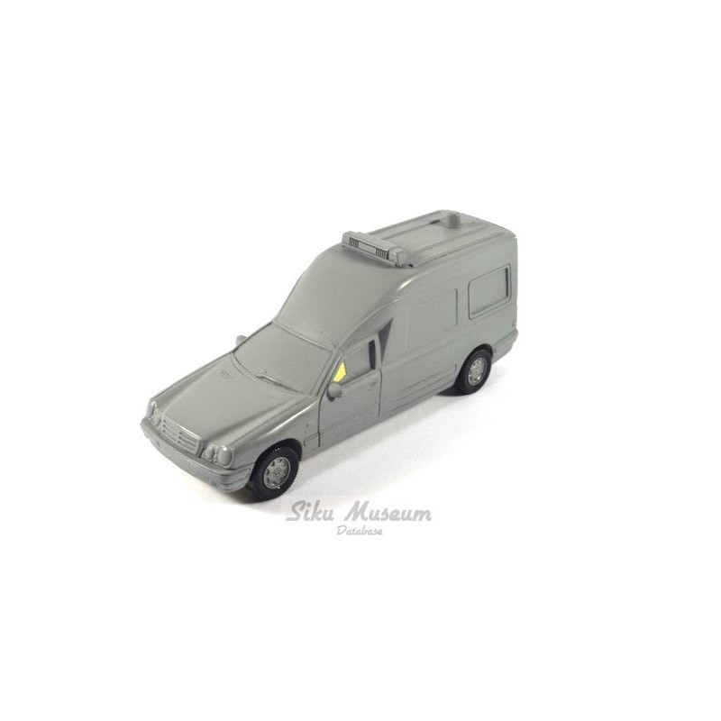 Binz A 2002 MB E290 Ambulance prototype
