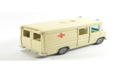 Mercedes 406 Rettungsdienst